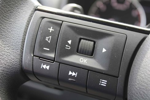 Used 2023 Nissan Rogue SV image 25