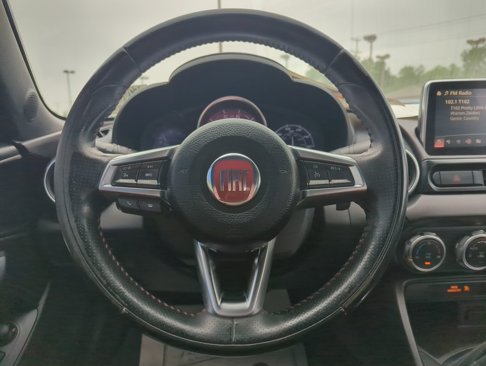 Used 2017 FIAT 124 Spider Abarth image 11