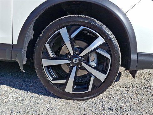 Certified 2022 Nissan Rogue Sport SL w/ Premium Package image 27