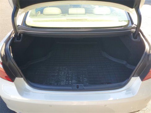 Used 2010 Lexus LS 460 image 8