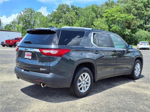 Used 2018 Chevrolet Traverse LT image 8