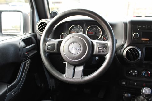 Used 2011 Jeep Wrangler Unlimited Sport image 14