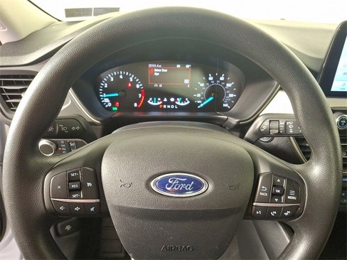 Used 2021 Ford Escape SE image 19