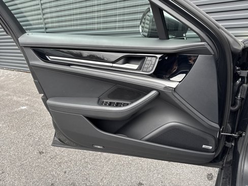 Certified 2024 Porsche Panamera image 21