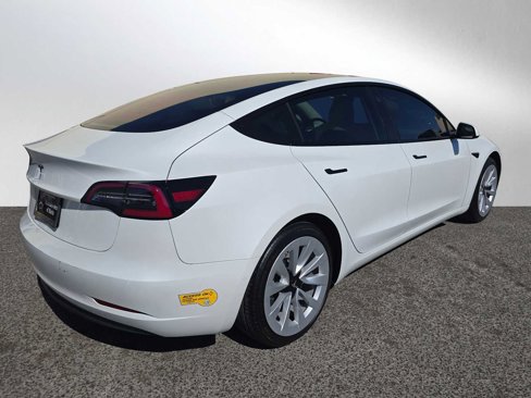 Used 2022 Tesla Model 3 image 3