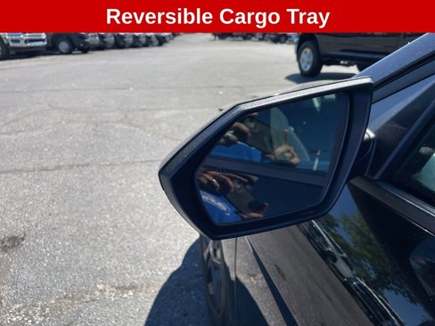 Used 2023 Hyundai Elantra SEL w/ Cargo Package image 13