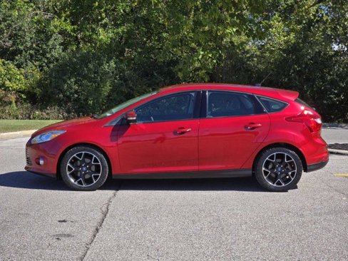 Used 2012 Ford Focus SE w/ SE Sport Pkg image 17