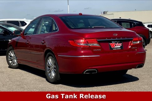 Used 2011 Hyundai Azera Limited w/ Navigation Pkg 3 image 11