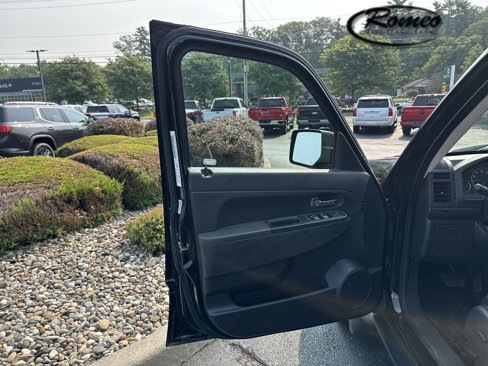Used 2012 Jeep Liberty Sport image 10