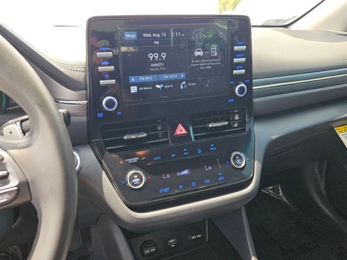Used 2022 Hyundai Ioniq SE image 13