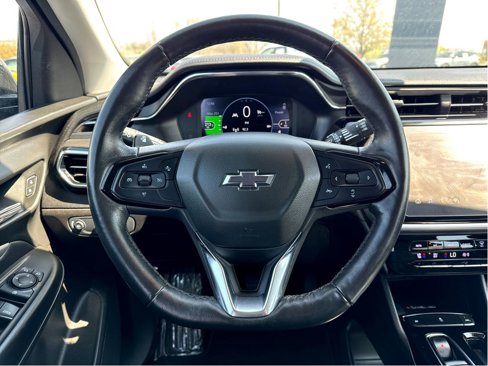 Used 2023 Chevrolet Bolt EUV LT w/ Convenience Package image 22