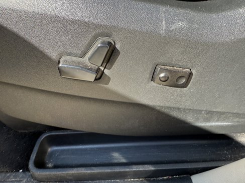 Used 2014 Dodge Grand Caravan SXT w/ Rear Park Assist Package image 27