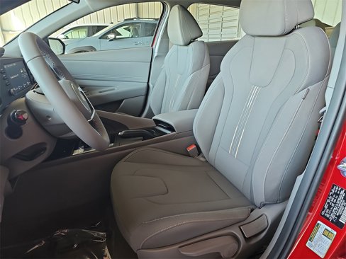 New 2025 Hyundai Elantra Sport image 14