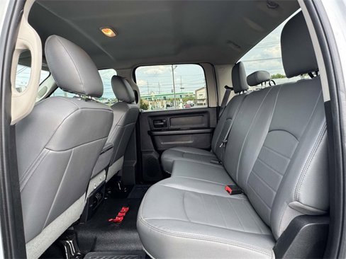 Used 2017 RAM 3500 Tradesman image 18