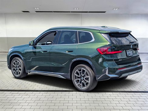 Used 2025 BMW X1 xDrive28i image 3