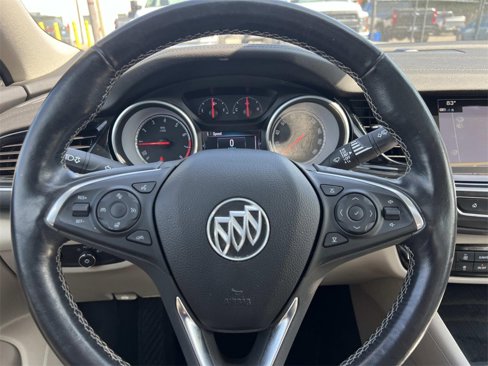 Used 2018 Buick Regal Essence w/ Driver Confidence Package #1 image 16