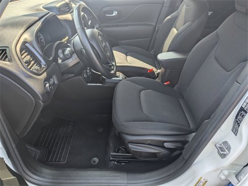 Certified 2020 Jeep Renegade Altitude image 10