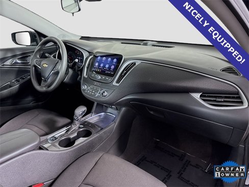 Used 2023 Chevrolet Malibu LT image 28