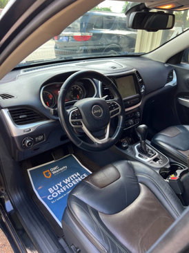 Used 2017 Jeep Cherokee Limited image 11