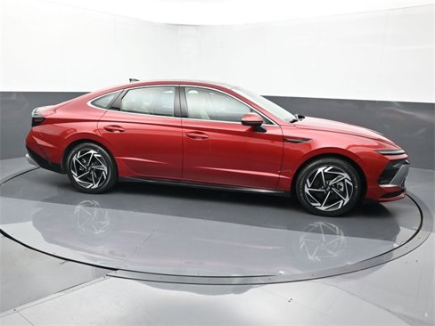 Used 2024 Hyundai Sonata SEL w/ Convenience Package image 6