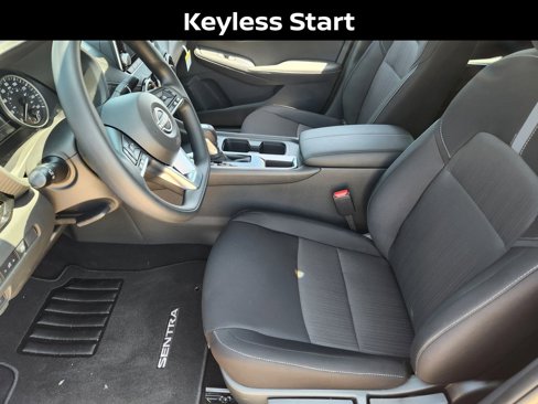 New 2025 Nissan Sentra SV image 12