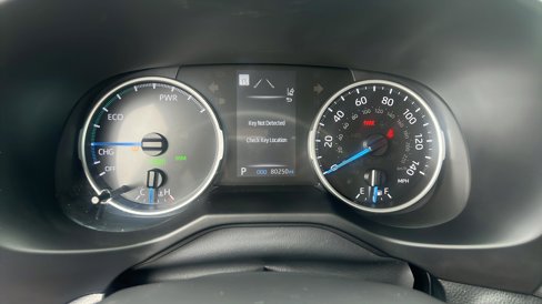 Used 2022 Toyota RAV4 SE w/ SE Grade Weather Package image 19