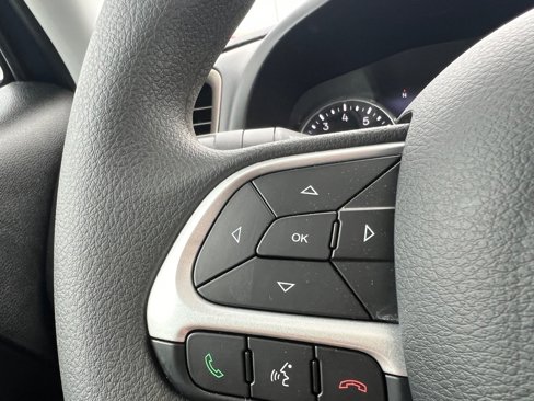 Used 2023 Jeep Renegade Latitude w/ Sun/Sound Group image 16