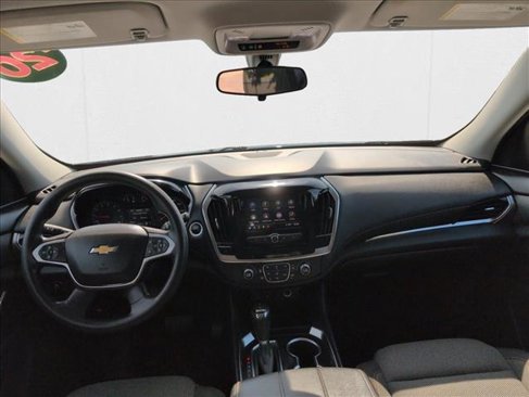 Used 2020 Chevrolet Traverse LS image 18