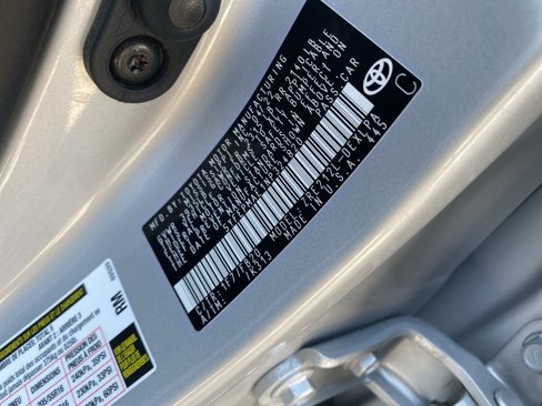 Used 2022 Toyota Corolla LE image 32