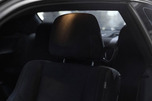 Used 2015 Dodge Challenger SXT image 23