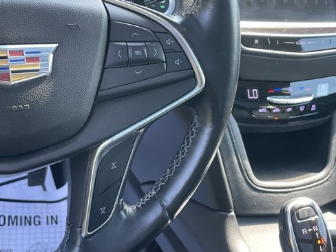 Used 2019 Cadillac XT5 Luxury image 29