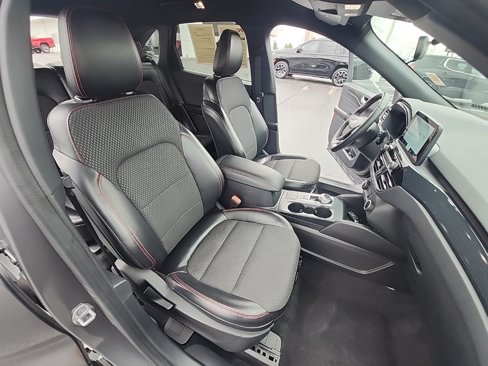 Used 2023 Ford Escape ST-Line image 17
