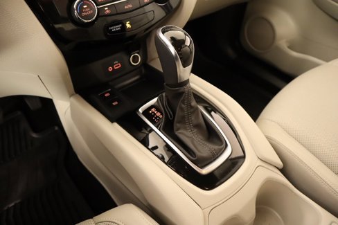 Used 2022 Nissan Rogue Sport SL image 9