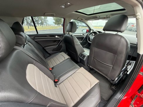 Used 2015 Volkswagen Golf TDI SEL w/ Lighting Package (SEL) image 13