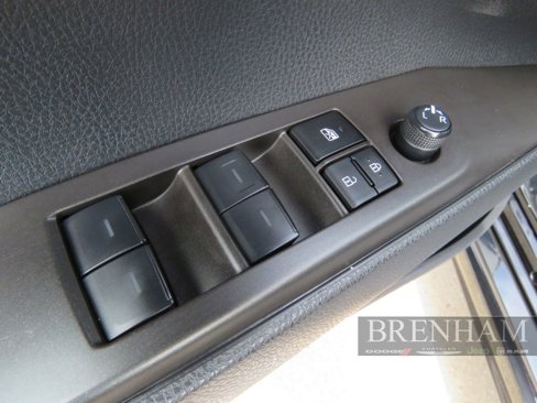 Used 2024 Toyota Camry SE image 13