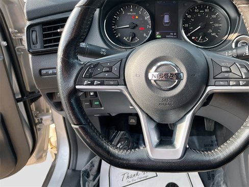 Certified 2020 Nissan Rogue SV image 9