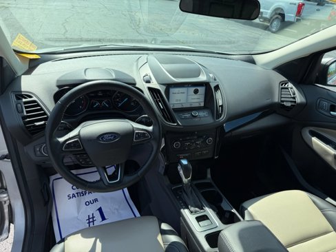 Used 2019 Ford Escape SEL image 13