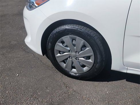 Used 2020 Kia Rio LX image 5