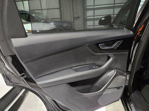 Used 2017 Audi Q7 3.0T Prestige w/ Prestige Package image 30