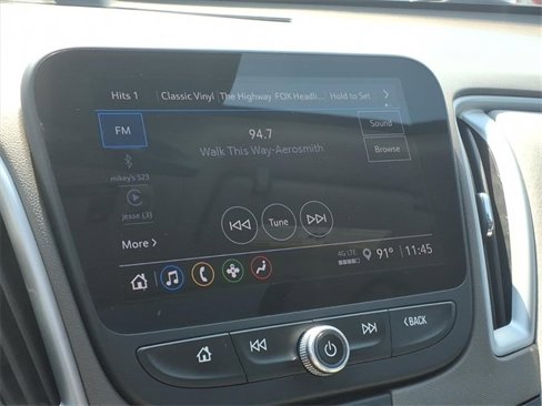 Used 2023 Chevrolet Malibu LT image 4