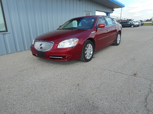 Used 2011 Buick Lucerne CXL image 2