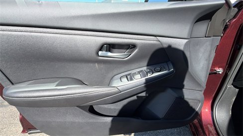 New 2025 Nissan Sentra SV w/ Trunk Package image 18