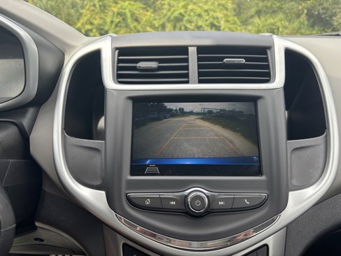 Used 2018 Chevrolet Sonic LT image 7