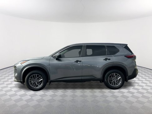 Used 2023 Nissan Rogue S image 11