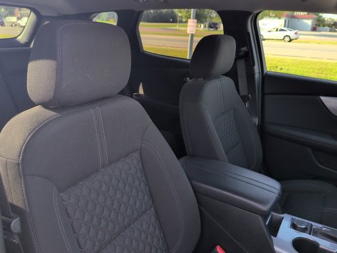 Used 2022 Chevrolet Blazer LT image 32