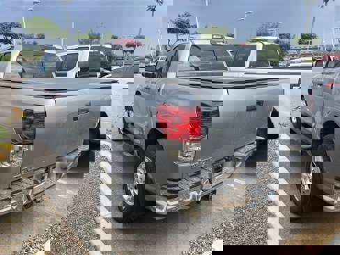 Used 2013 Toyota Tundra 2WD Double Cab image 2