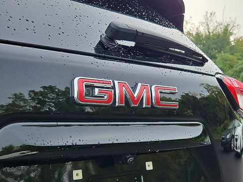 Certified 2023 GMC Terrain SLT w/ Elevation Edition image 30