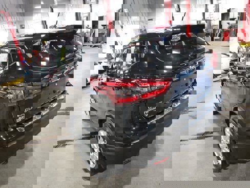Used 2021 Nissan Rogue Sport SV image 9