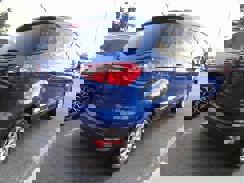 Used 2021 Ford EcoSport SE image 6