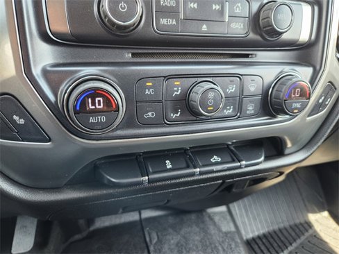 Used 2018 Chevrolet Silverado 1500 LT w/ All Star Edition image 28